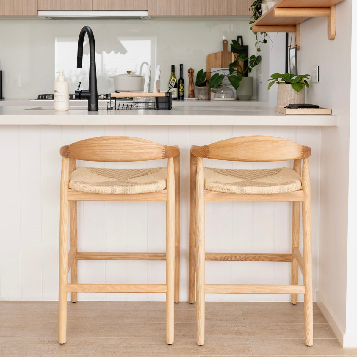 Noris Paper Cord Bar Stool